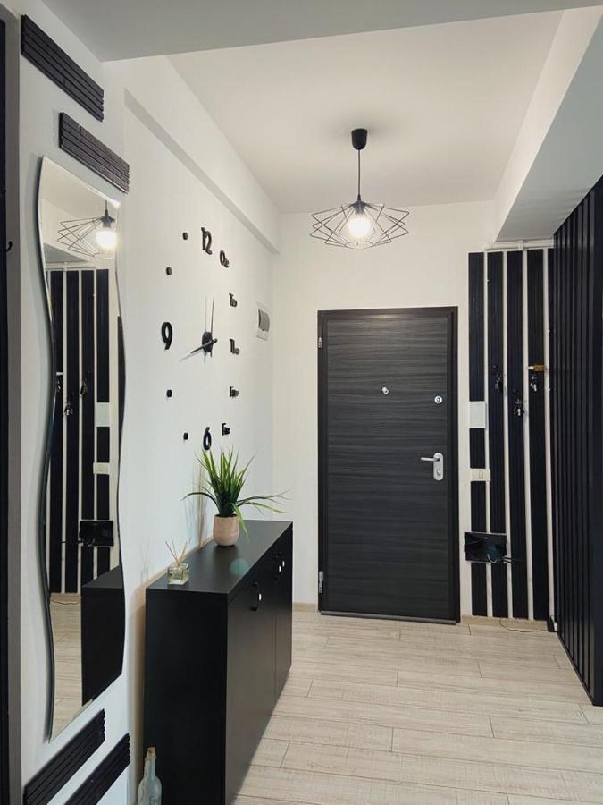 Peacock Apartament- Stefan Building Apartament Năvodari Zewnętrze zdjęcie